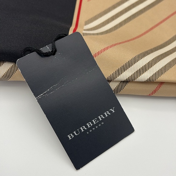 NWT Burberry 100% Silk Scarf 34”x34” - Picture 7 of 8